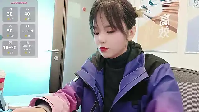 Snapshot of KKMM168 chatting on 12-04-25, 02:54 KKMM168 online show from 12-04-25, 02:54