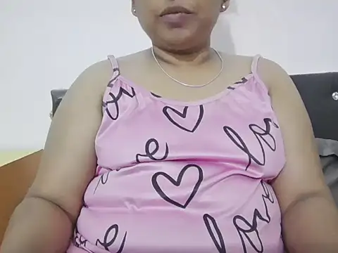Snapshot of Rushali_69 chatting on 09-26-25, 04:55 Rushali 69 online show from 09-26-25, 04:55