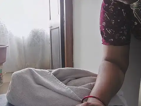 Snapshot of Rushali_69 chatting on 03-06-26, 04:20 Rushali 69 online show from 03-06-26, 04:20