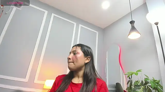 emma  rose1 online show from 02-07-26, 07:50