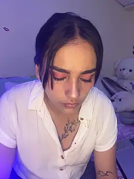 MiaRousexxx  online show from 10-04-25, 12:52