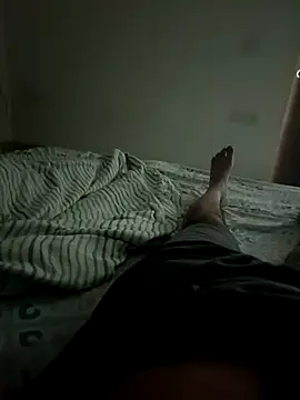 moonflower25 online show from 04-28-26, 07:52