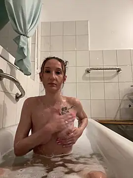 Emilia Mausi online show from 11-10-25, 08:19