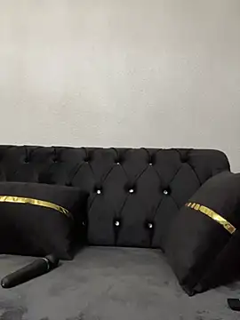 Emilia Mausi online show from 03-05-26, 07:54