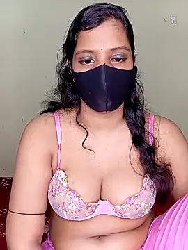 Snapshot of Rose-luckey chatting on 10-09-25, 05:11 Rose-luckey online show from 10-09-25, 05:11