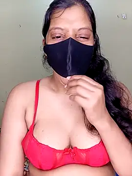 Snapshot of Rose-luckey chatting on 10-18-25, 06:41 Rose-luckey online show from 10-18-25, 06:41