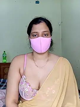 Snapshot of Rose-luckey chatting on 12-02-25, 05:24 Rose-luckey online show from 12-02-25, 05:24