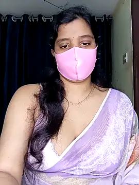 Snapshot of Rose-luckey chatting on 02-08-26, 01:14 Rose-luckey online show from 02-08-26, 01:14