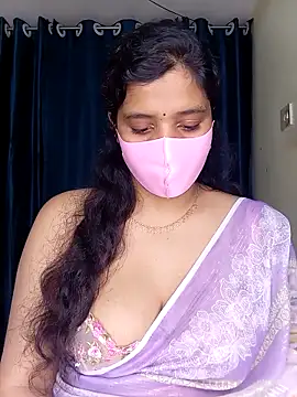 Snapshot of Rose-luckey chatting on 02-11-26, 01:16 Rose-luckey online show from 02-11-26, 01:16