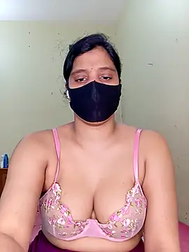 Snapshot of Rose-luckey chatting on 03-10-26, 01:16 Rose-luckey online show from 03-10-26, 01:16