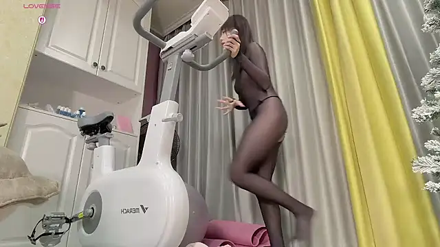 Yaya--728 online show from 02-13-26, 12:12