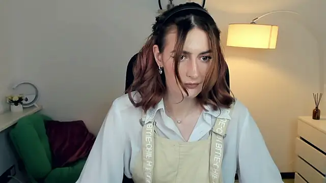 EasterBlink online show from 11-25-25, 12:49