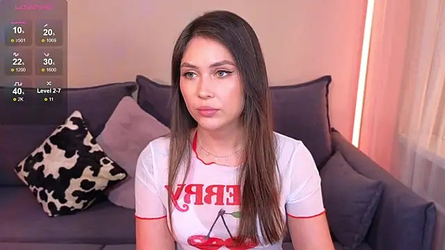 Snapshot of CarolineGuthrie chatting on 12-02-25, 02:12 CarolineGuthrie online show from 12-02-25, 02:12