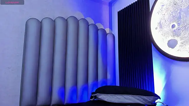  Leohot  online show from 11-23-25, 03:39