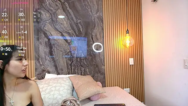 Snapshot of Alana-Jones chatting on 09-23-25, 11:35 Alana-Jones online show from 09-23-25, 11:35