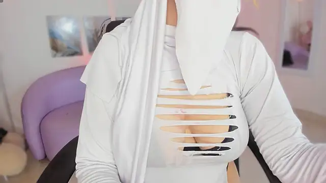 salma isawwii online show from 04-28-26, 03:28