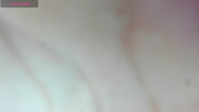 emahills  axelrose online show from 09-25-25, 12:25
