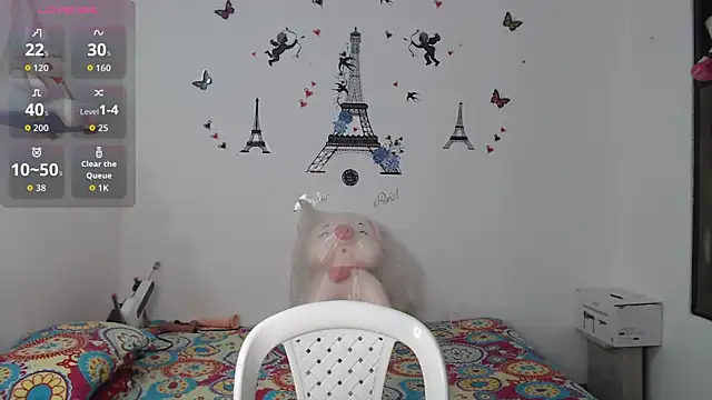 Macarena 05 online show from 09-13-25, 01:11