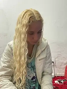 Bruna551 online show from 03-11-26, 01:22