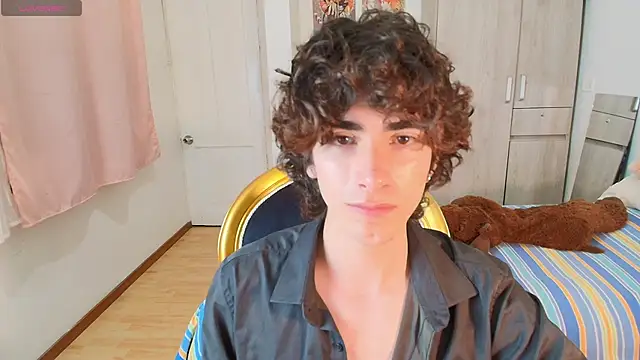 Nude Boy18 online show from 11-25-25, 04:12