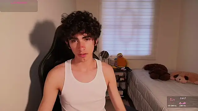 Nude Boy18 online show from 06-19-26, 10:57