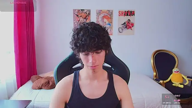 Nude Boy18 online show from 06-30-26, 01:56
