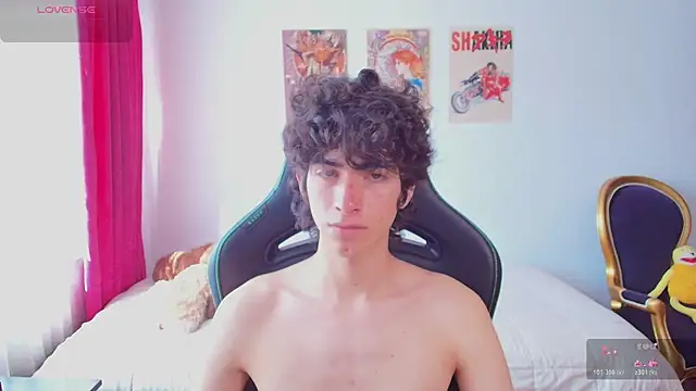Nude Boy18 online show from 07-01-26, 08:30