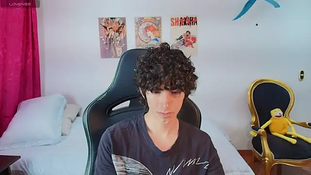 Nude Boy18 online show from 07-13-26, 12:57