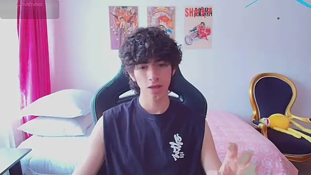 Nude Boy18 online show from 07-17-26, 06:57