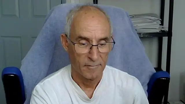 Snapshot of funone1999 chatting on 09-28-25, 05:07 funone1999 online show from 09-28-25, 05:07