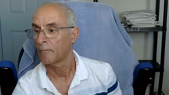 Snapshot of funone1999 chatting on 10-01-25, 09:32 funone1999 online show from 10-01-25, 09:32