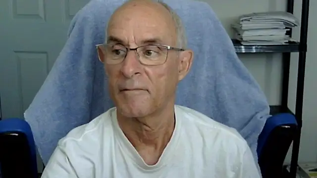 Snapshot of funone1999 chatting on 10-23-25, 06:50 funone1999 online show from 10-23-25, 06:50