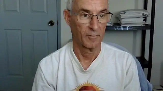 Snapshot of funone1999 chatting on 11-06-25, 09:48 funone1999 online show from 11-06-25, 09:48