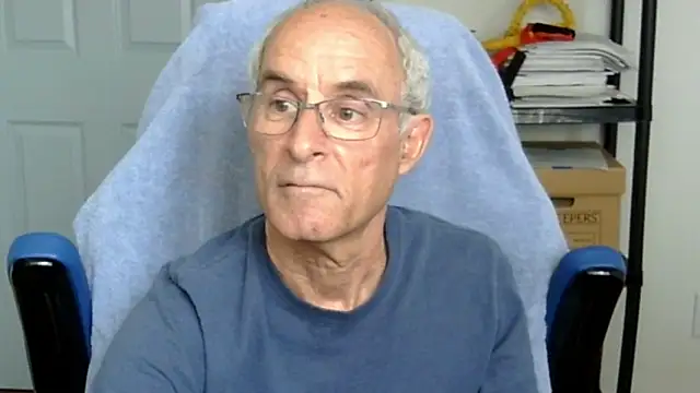 Snapshot of funone1999 chatting on 02-19-26, 09:22 funone1999 online show from 02-19-26, 09:22