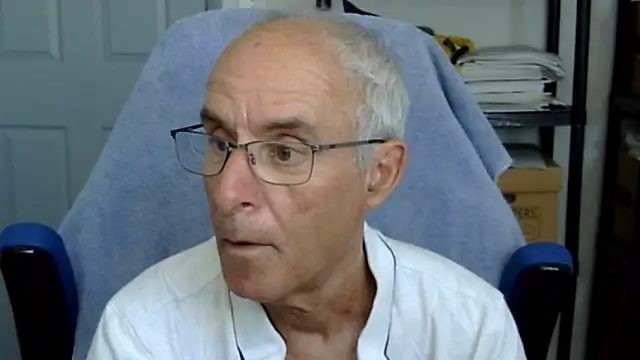 Snapshot of funone1999 chatting on 04-07-26, 06:19 funone1999 online show from 04-07-26, 06:19