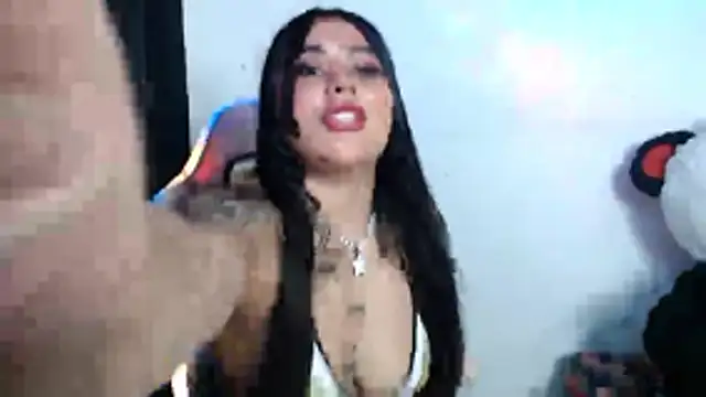 Snapshot of sophiadaza666 chatting on 05-25-26, 12:27 sophiadaza666 online show from 05-25-26, 12:27