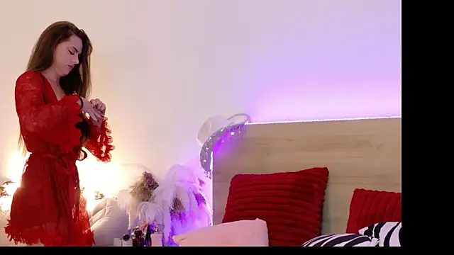 Snapshot of Sienna_Voss chatting on 11-13-25, 10:19 Sienna Voss online show from 11-13-25, 10:19