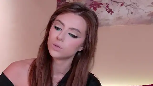 Snapshot of Sienna_Voss chatting on 07-25-26, 08:39 Sienna Voss online show from 07-25-26, 08:39