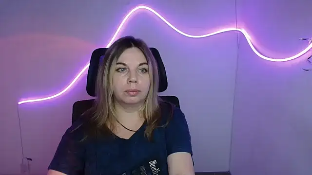 Snapshot of Jessica_Amore chatting on 09-30-25, 05:56 Jessica Amore online show from 09-30-25, 05:56