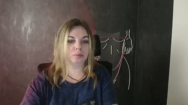 Snapshot of Jessica_Amore chatting on 10-02-25, 05:25 Jessica Amore online show from 10-02-25, 05:25