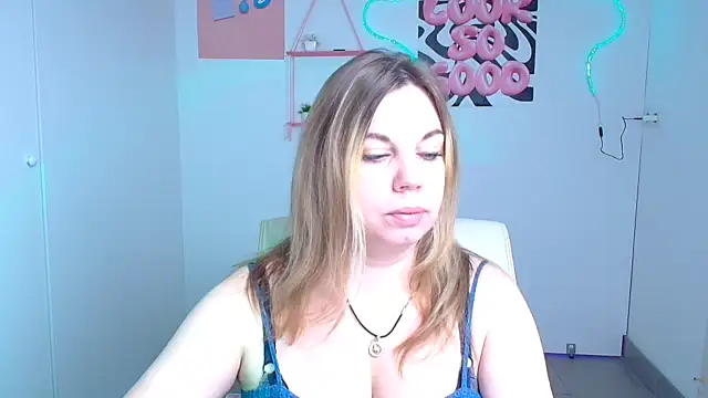 Snapshot of Jessica_Amore chatting on 10-11-25, 05:28 Jessica Amore online show from 10-11-25, 05:28