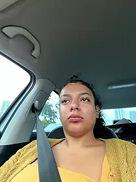 Snapshot of allybluee777 chatting on 01-12-26, 01:38 allybluee777 online show from 01-12-26, 01:38