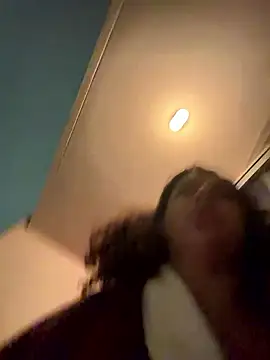 Snapshot of allybluee777 chatting on 01-13-26, 03:01 allybluee777 online show from 01-13-26, 03:01