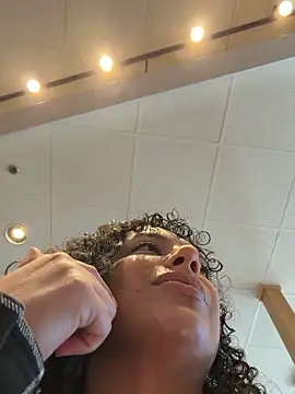 Snapshot of allybluee777 chatting on 02-25-26, 01:32 allybluee777 online show from 02-25-26, 01:32