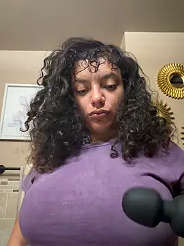 Snapshot of allybluee777 chatting on 03-04-26, 08:53 allybluee777 online show from 03-04-26, 08:53