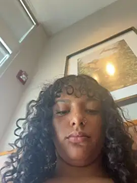 Snapshot of allybluee777 chatting on 03-24-26, 03:39 allybluee777 online show from 03-24-26, 03:39