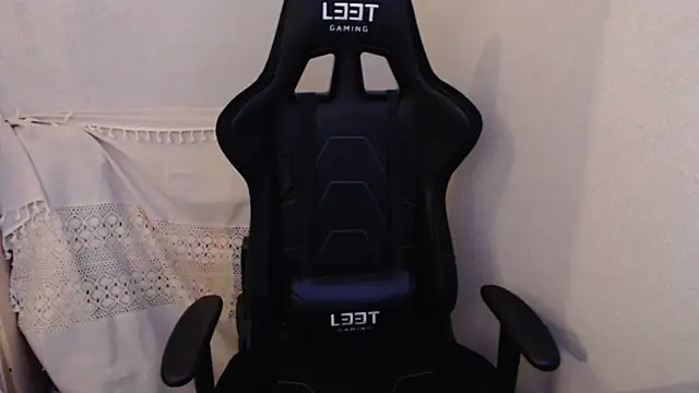 Snapshot of sakiramissy chatting on 09-14-25, 09:03 sakiramissy online show from 09-14-25, 09:03