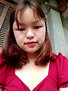 Snapshot of XoiXoi232 chatting on 09-13-25, 12:21 XoiXoi232 online show from 09-13-25, 12:21