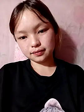 Snapshot of XoiXoi232 chatting on 09-18-25, 01:02 XoiXoi232 online show from 09-18-25, 01:02