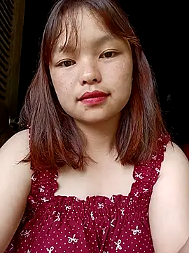 Snapshot of XoiXoi232 chatting on 09-28-25, 03:56 XoiXoi232 online show from 09-28-25, 03:56